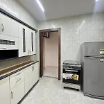 Central Location Spacious Apartment With Garden