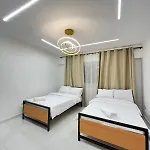 Central Location Spacious Apartment With Garden