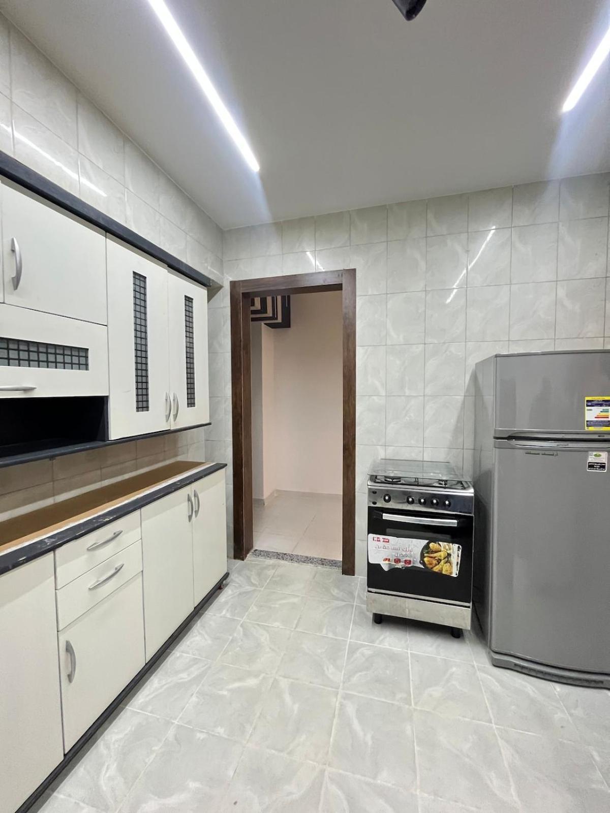 Location Spacious With Garden Apartment *
