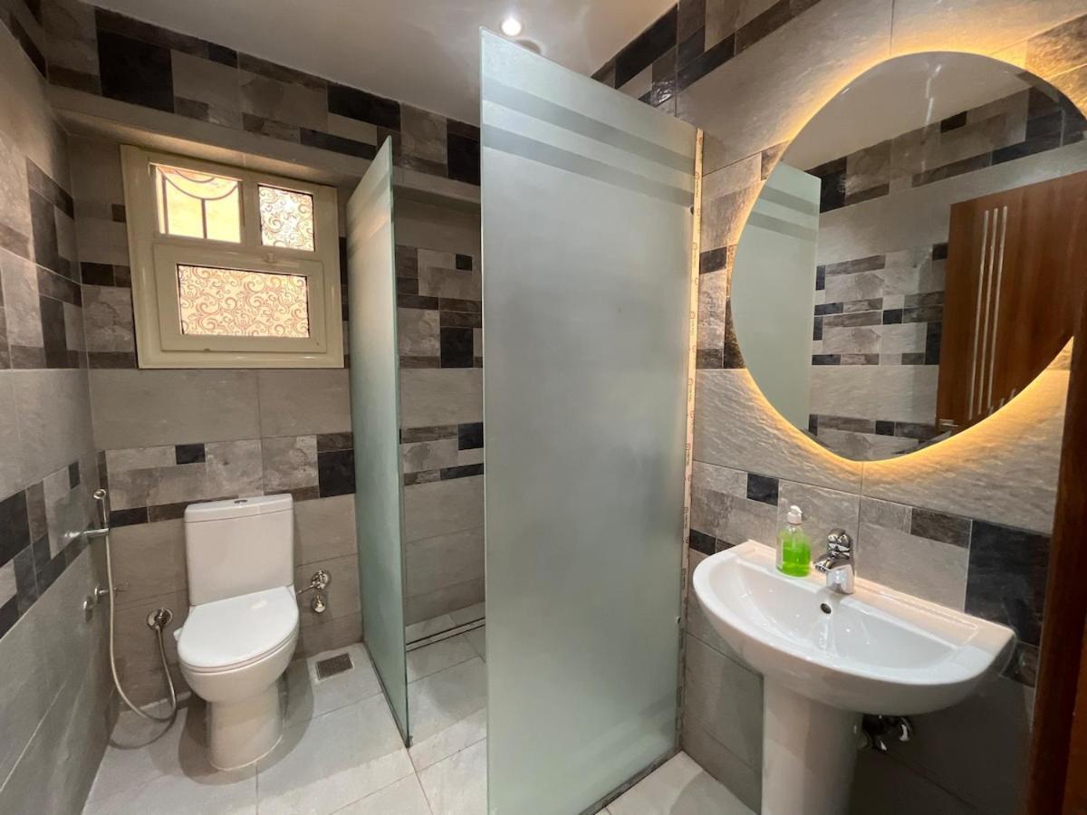 Location Spacious With Garden Apartment Cairo