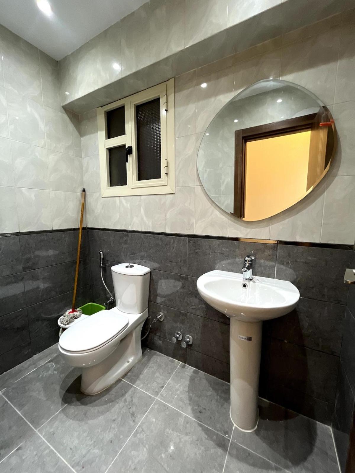 Apartment Location Spacious With Garden Cairo